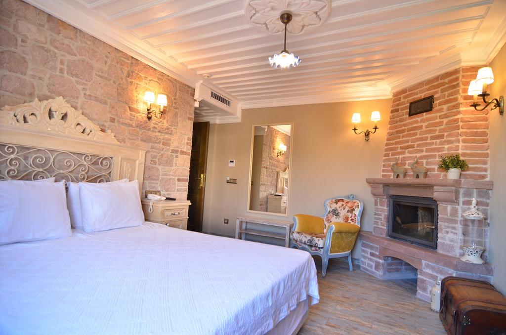 Fikretbey Konagi Hotel Ayvalik Ngoại thất bức ảnh
