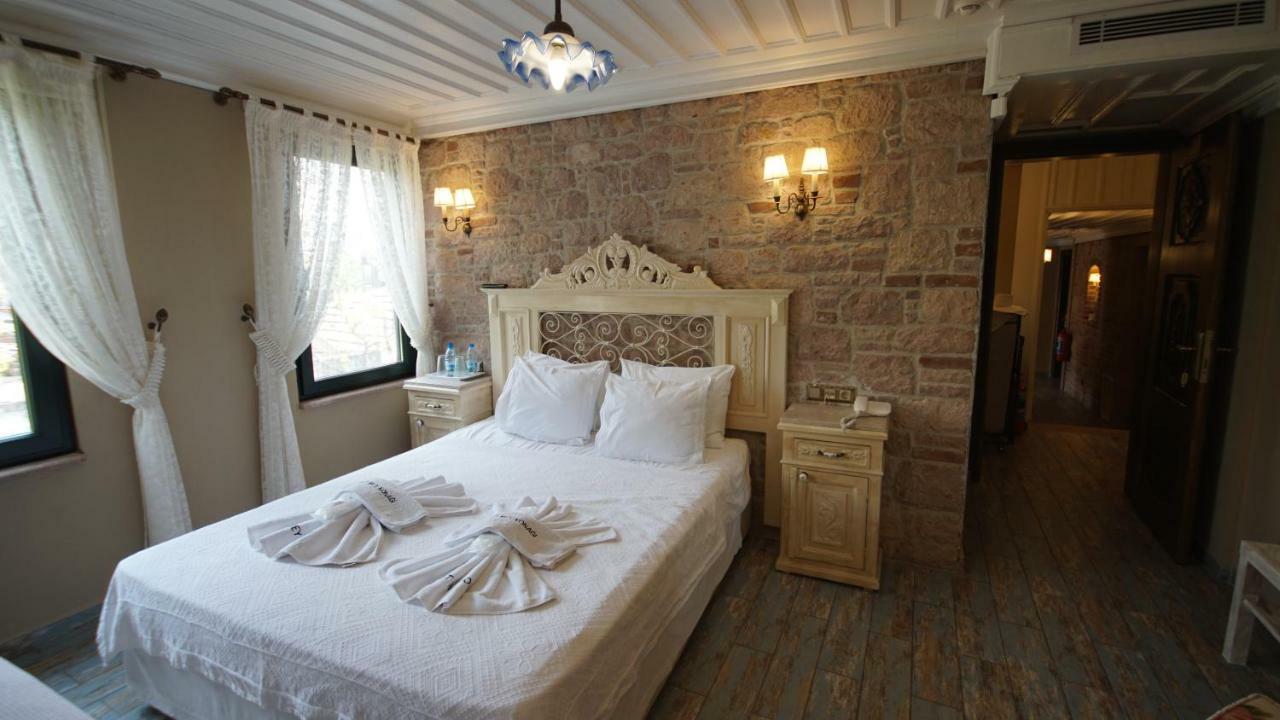 Fikretbey Konagi Hotel Ayvalik Ngoại thất bức ảnh