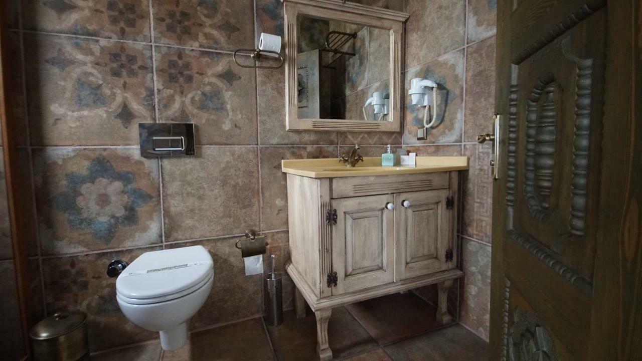 Fikretbey Konagi Hotel Ayvalik Ngoại thất bức ảnh
