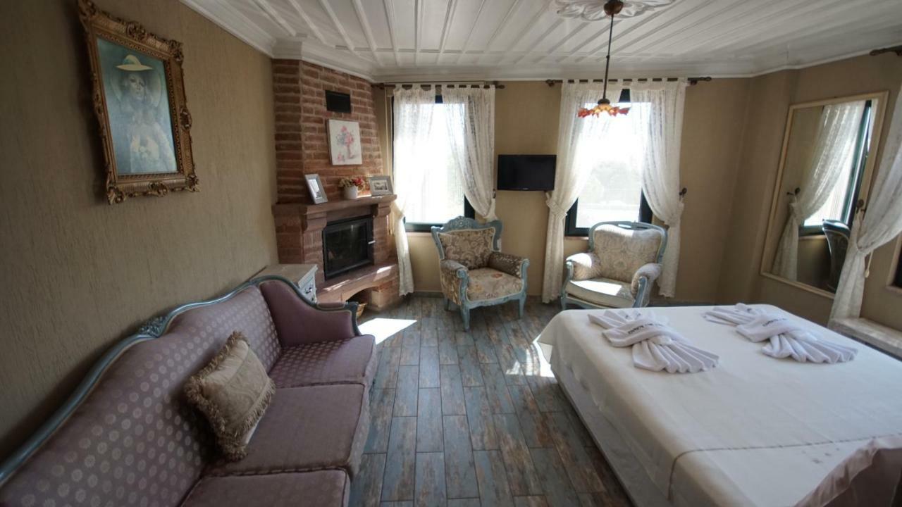 Fikretbey Konagi Hotel Ayvalik Ngoại thất bức ảnh